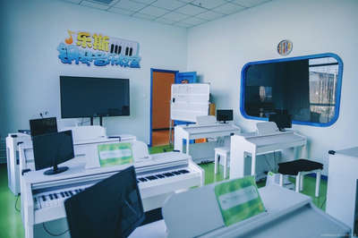 內蒙古英朗教育信息咨詢 專業引領未來教育之路